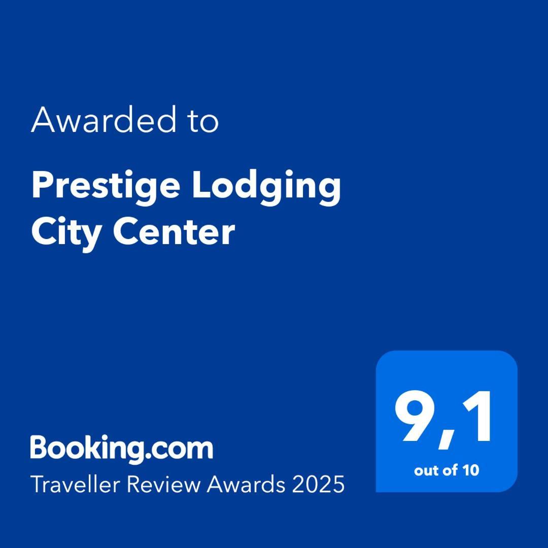 פאפיט Prestige Lodging City Center מראה חיצוני תמונה